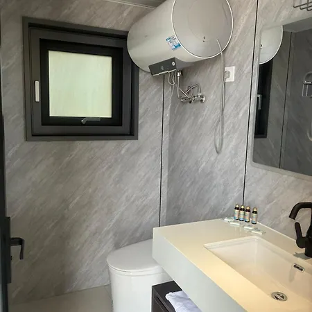 Cort de lux Space Capsules *