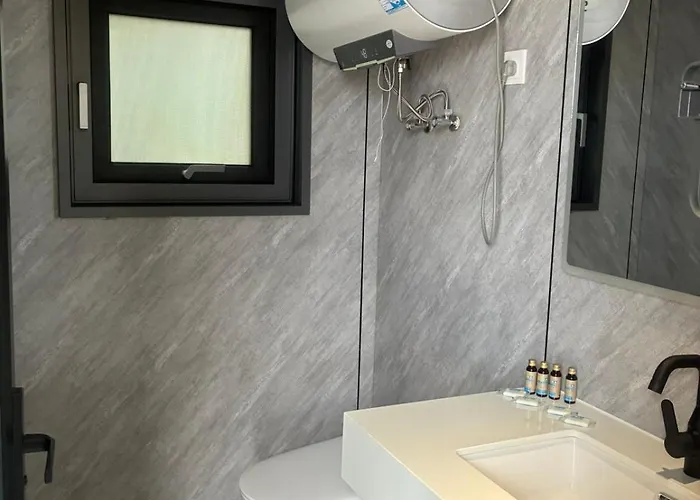 Роскошный шатер Space Capsules *